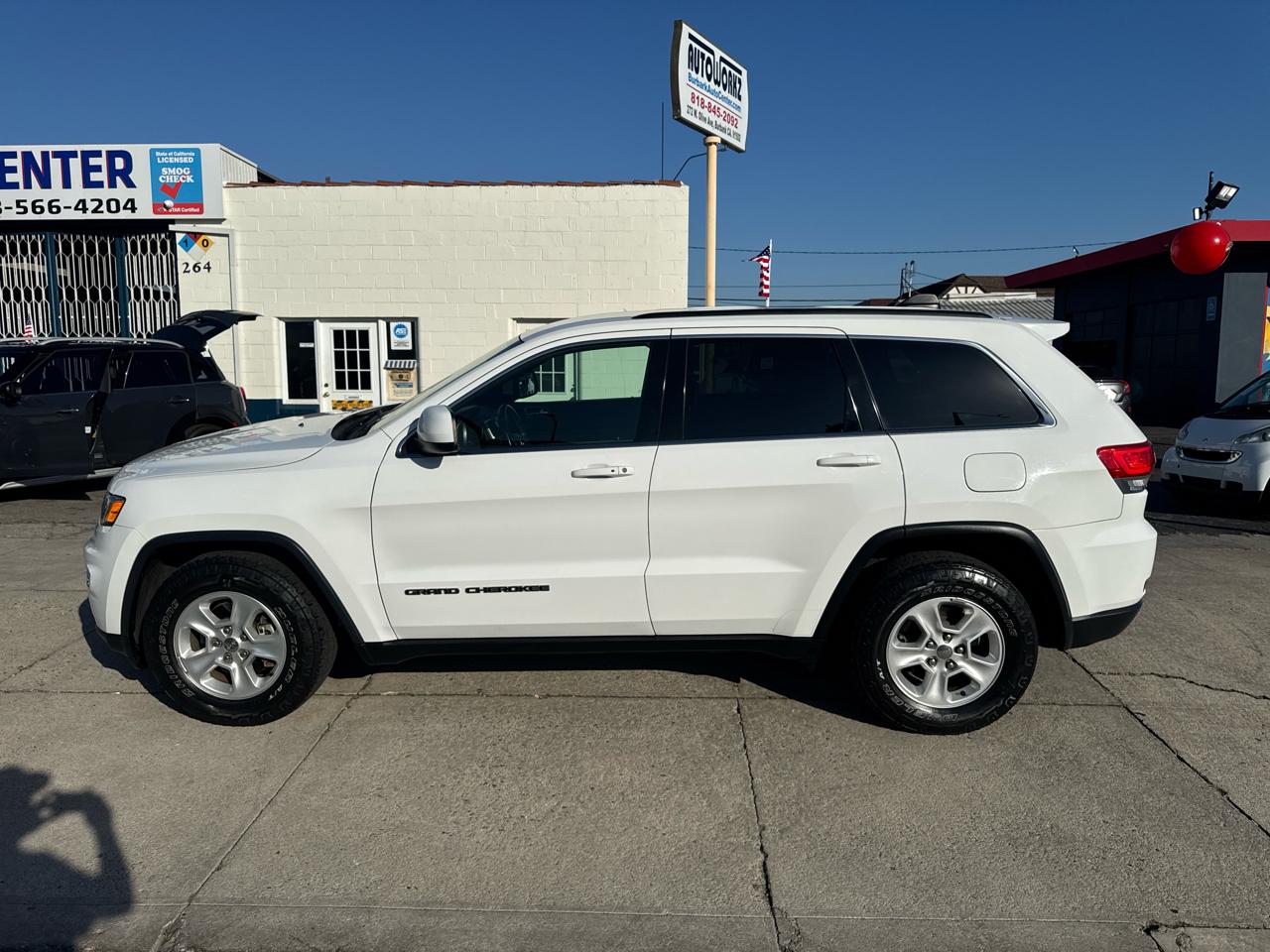 Jeep Grand Cherokee Laredo 4x2 2017