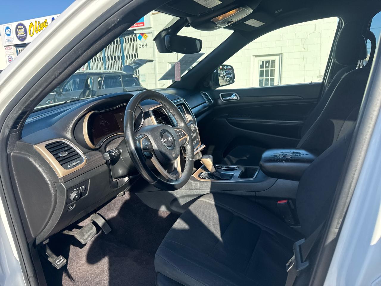 Jeep Grand Cherokee Laredo 4x2 2017