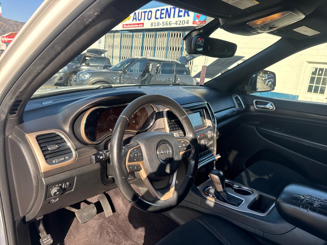 Jeep Grand Cherokee Laredo 4x2 2017