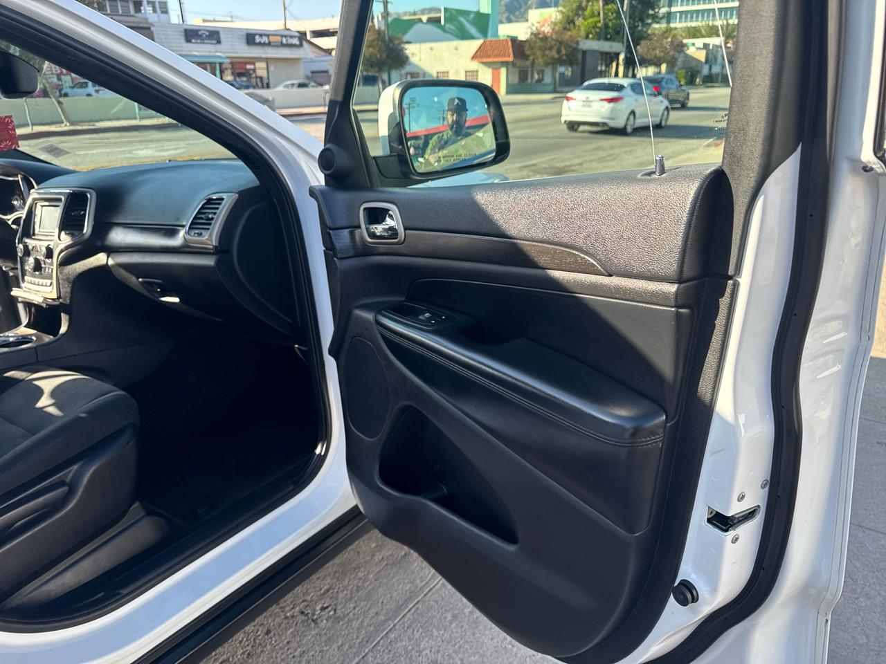 Jeep Grand Cherokee Laredo 4x2 2017