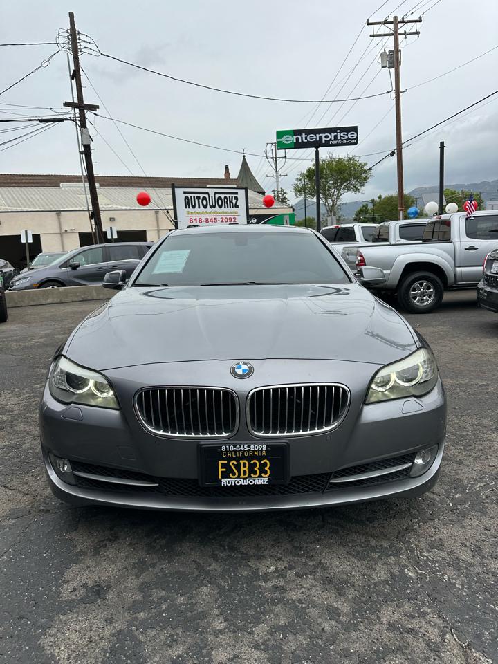 BMW 5 Series 4dr Sdn 528i RWD 2013