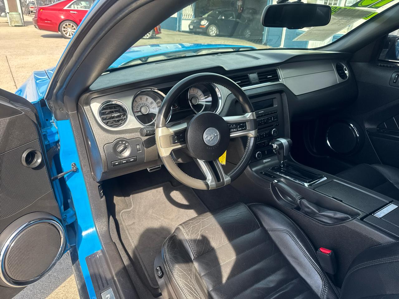 Ford Mustang 2dr Cpe V6 2010