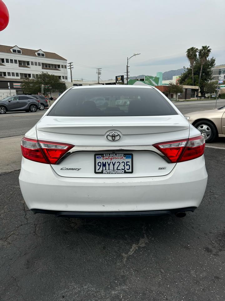 Toyota Camry 4dr Sdn I4 Auto SE w/Special Edition Pkg (Natl) 2016