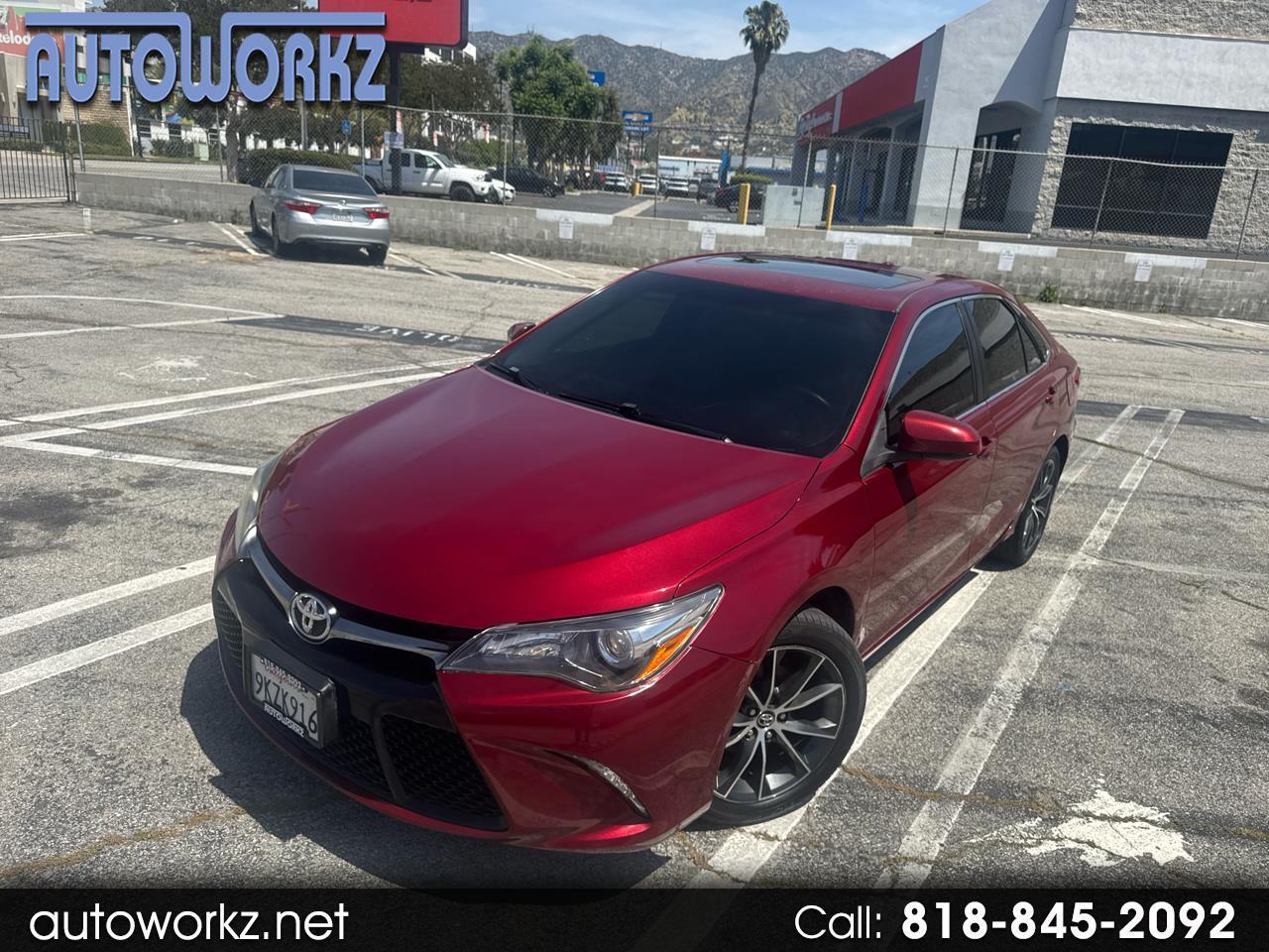 Toyota Camry XLE Auto (Natl) 2017