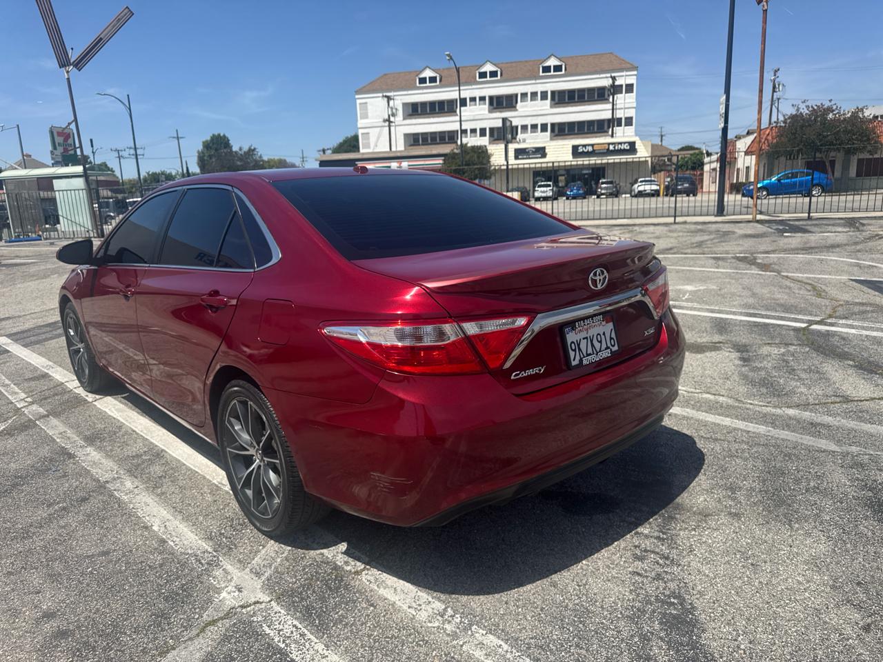 Toyota Camry XLE Auto (Natl) 2017