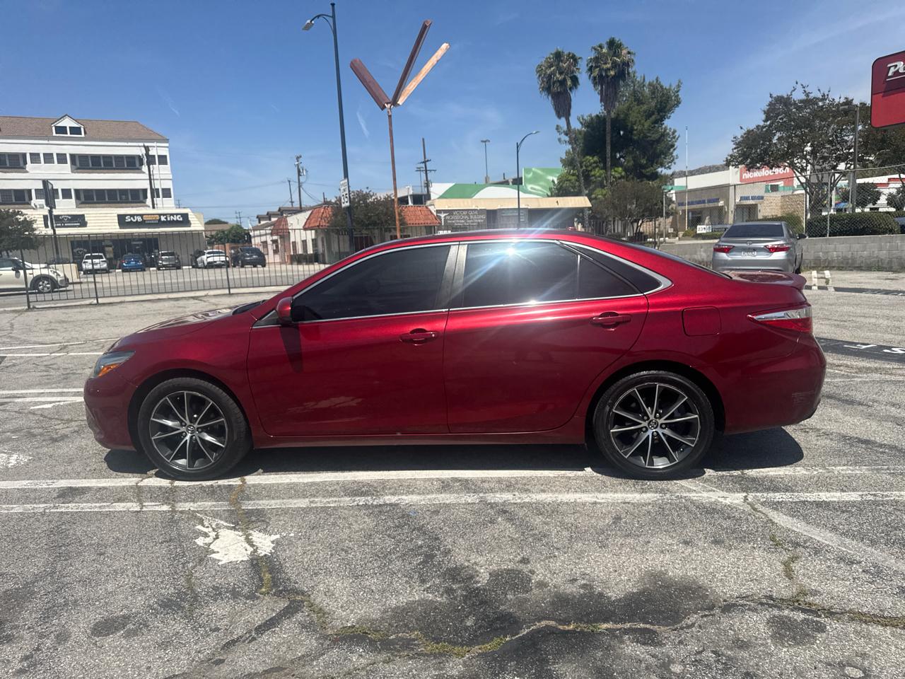 Toyota Camry XLE Auto (Natl) 2017