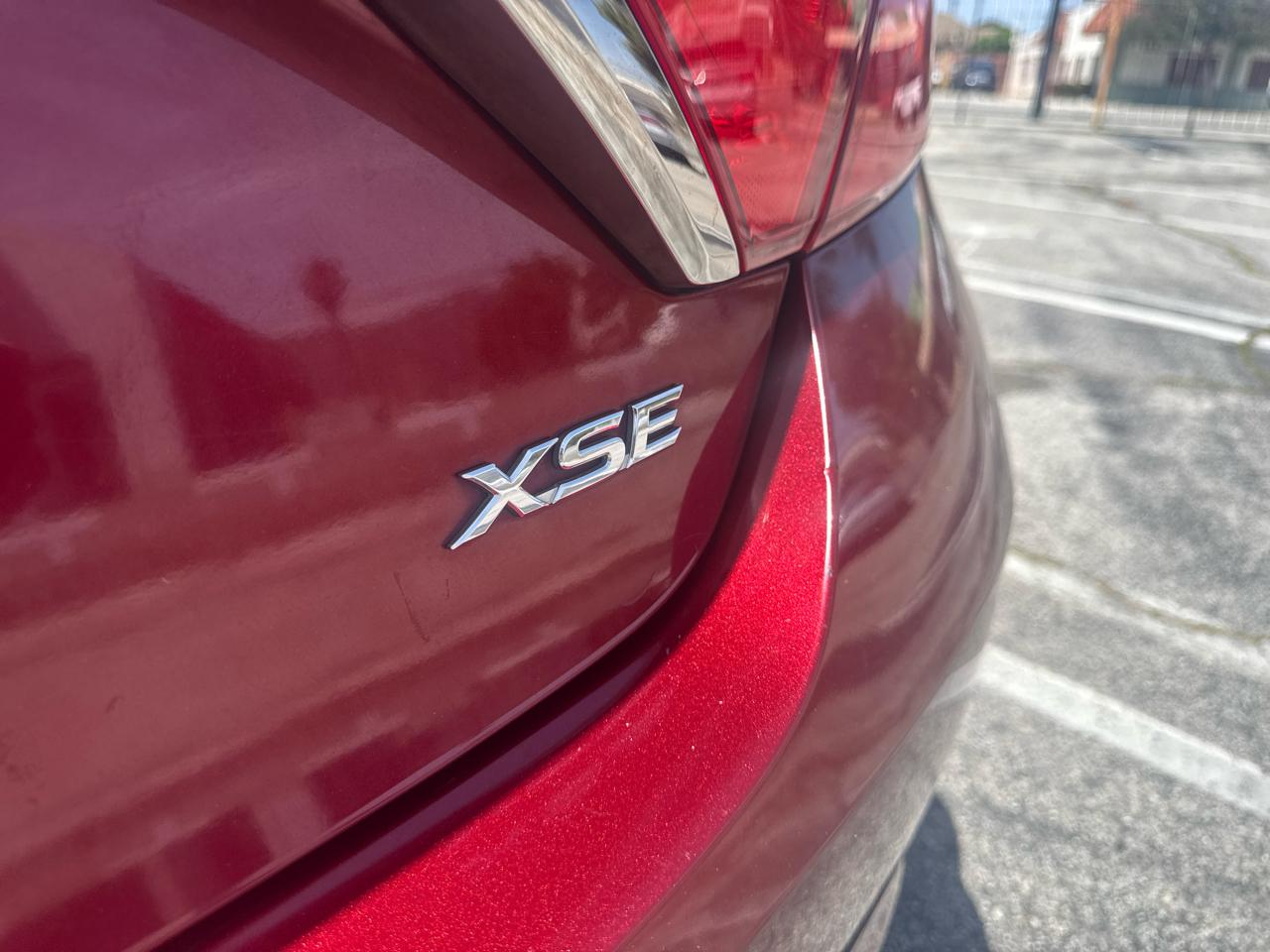 Toyota Camry XLE Auto (Natl) 2017