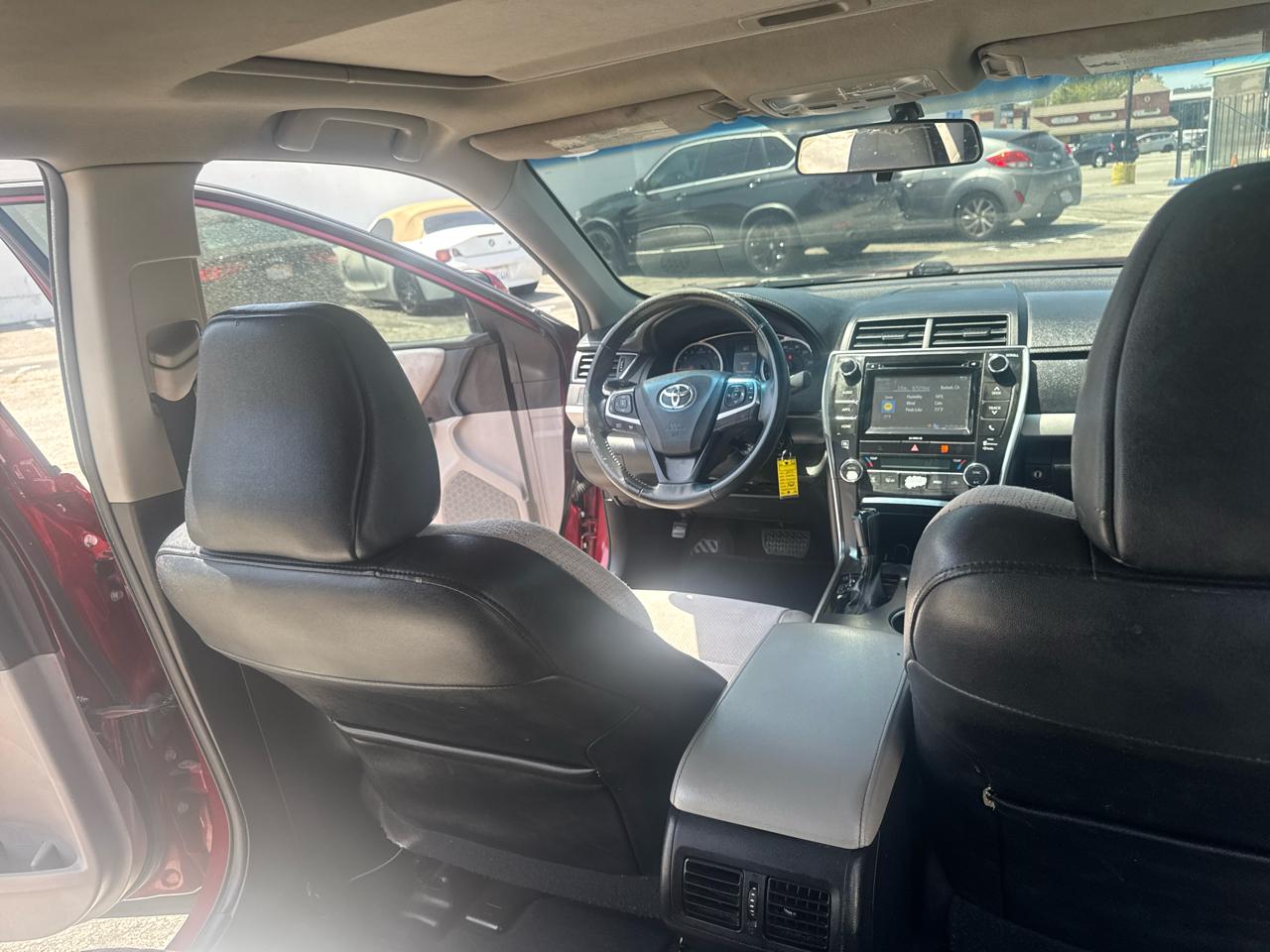 Toyota Camry XLE Auto (Natl) 2017