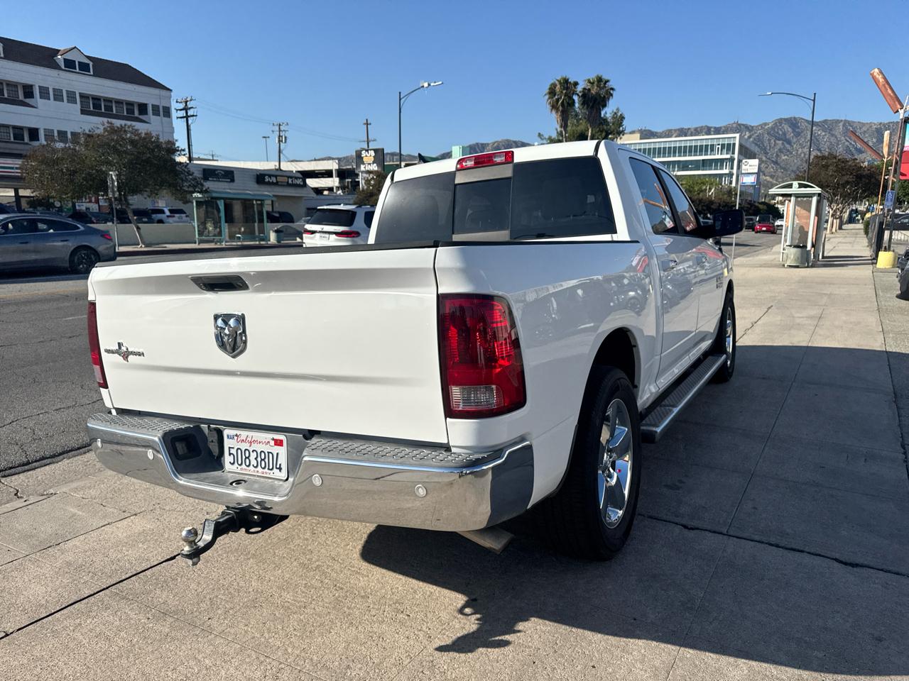 RAM 1500 2WD Crew Cab 140.5" Lone Star 2015