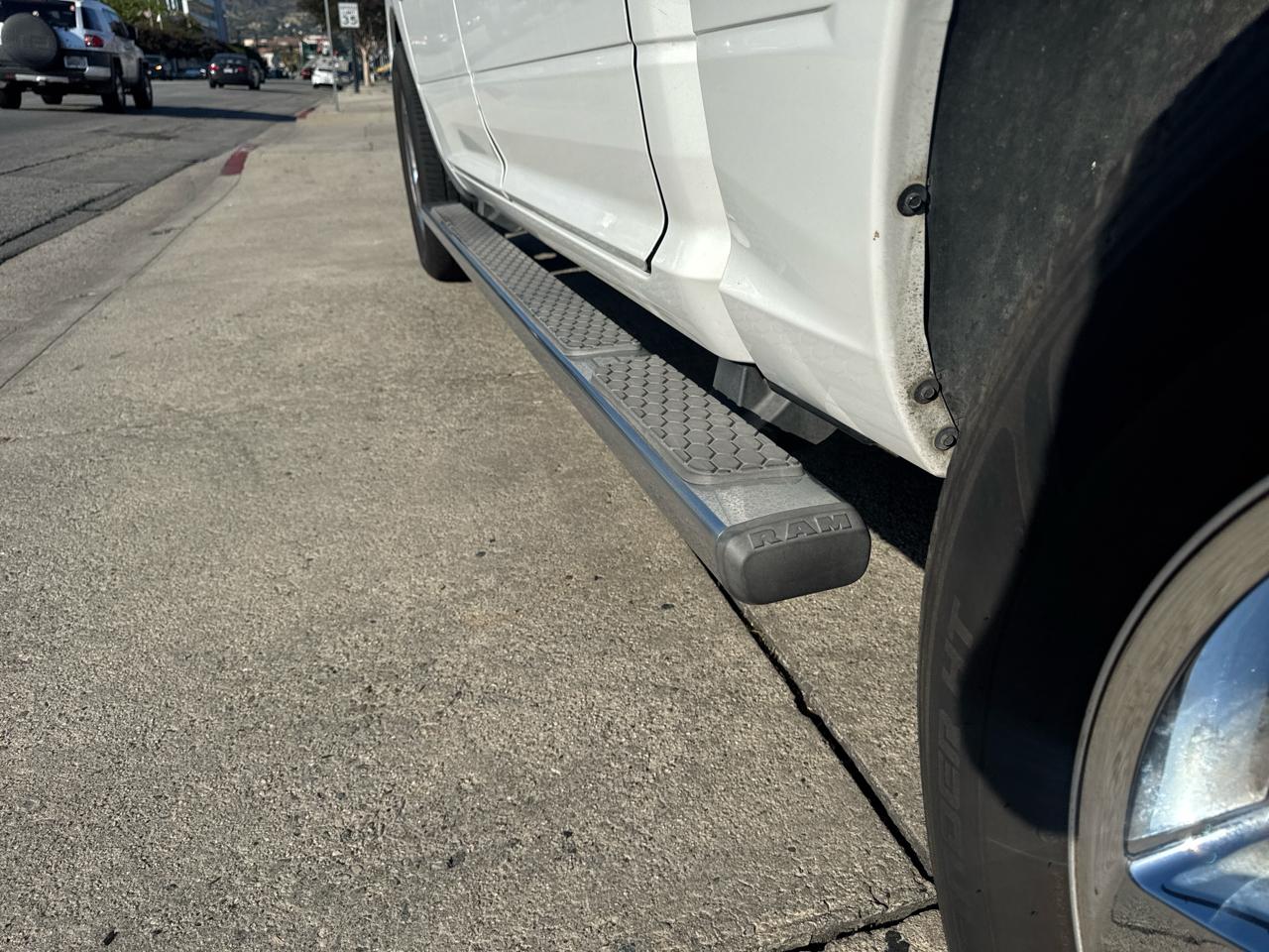 RAM 1500 2WD Crew Cab 140.5" Lone Star 2015