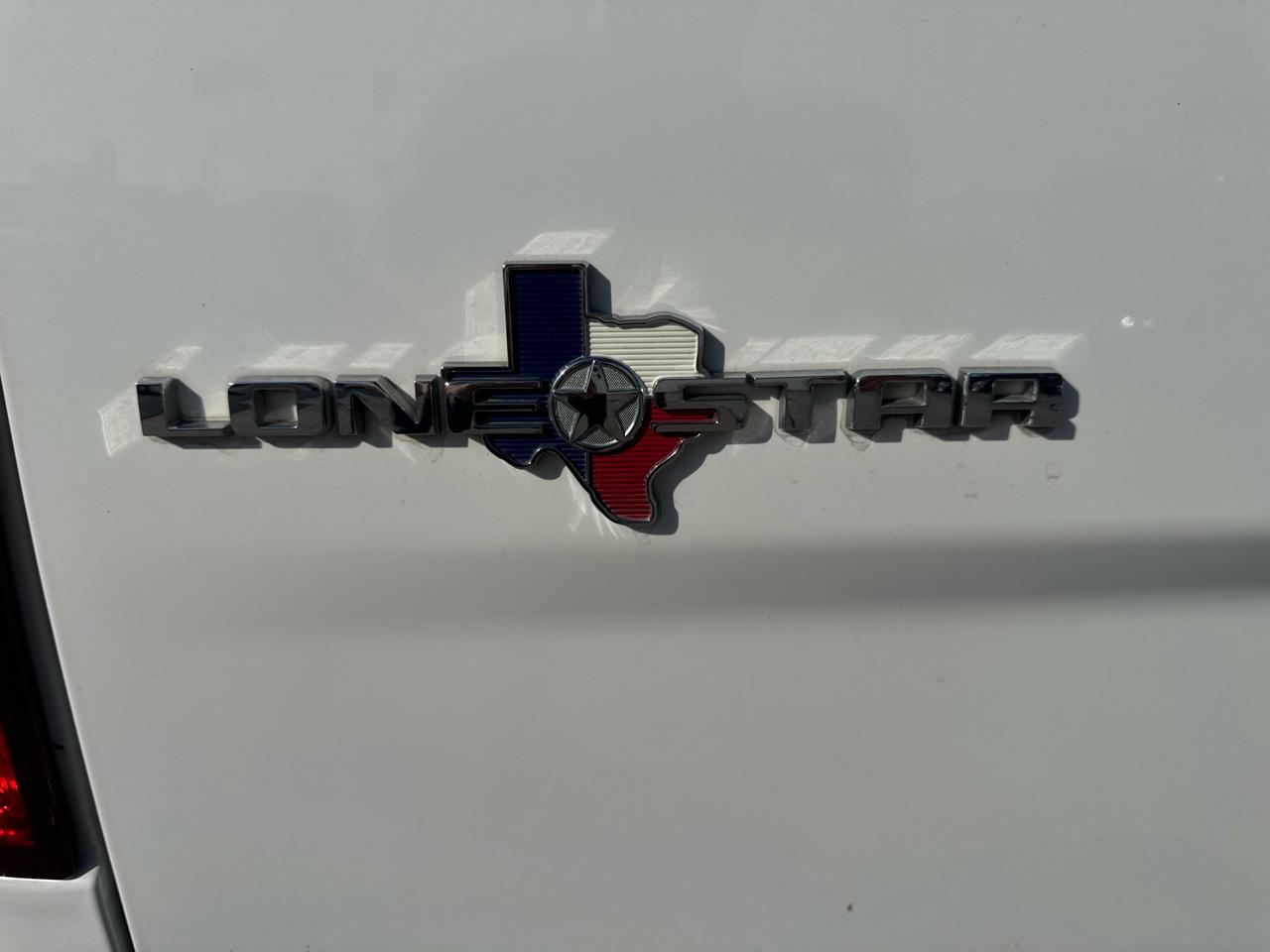 RAM 1500 2WD Crew Cab 140.5" Lone Star 2015