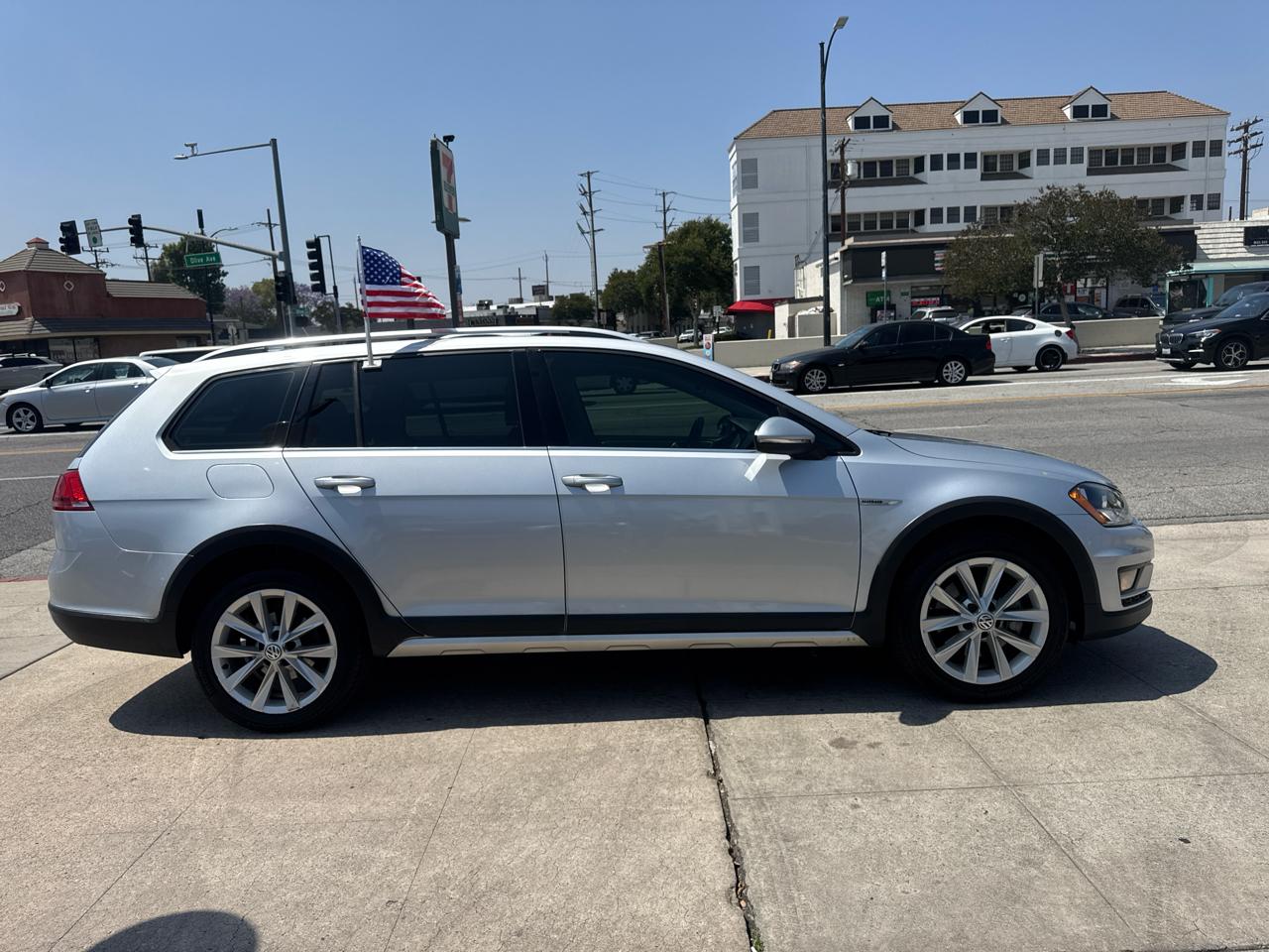 Volkswagen Golf Alltrack 1.8T SEL DSG 2017
