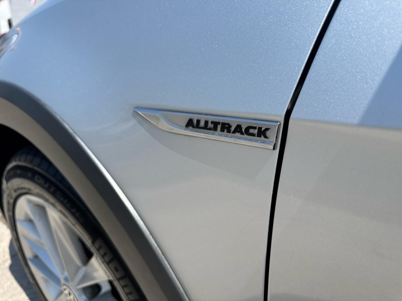Volkswagen Golf Alltrack 1.8T SEL DSG 2017