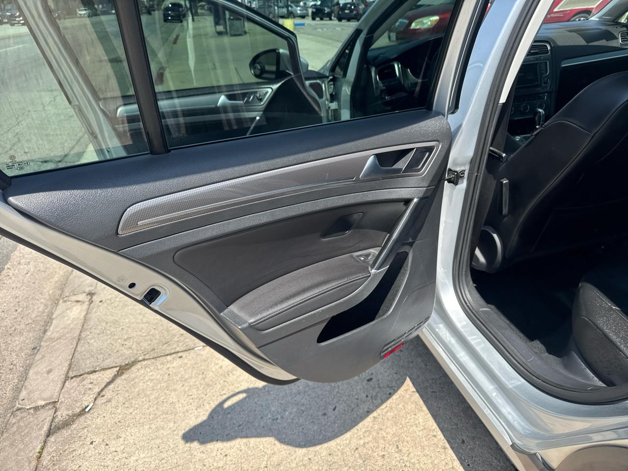Volkswagen Golf Alltrack 1.8T SEL DSG 2017