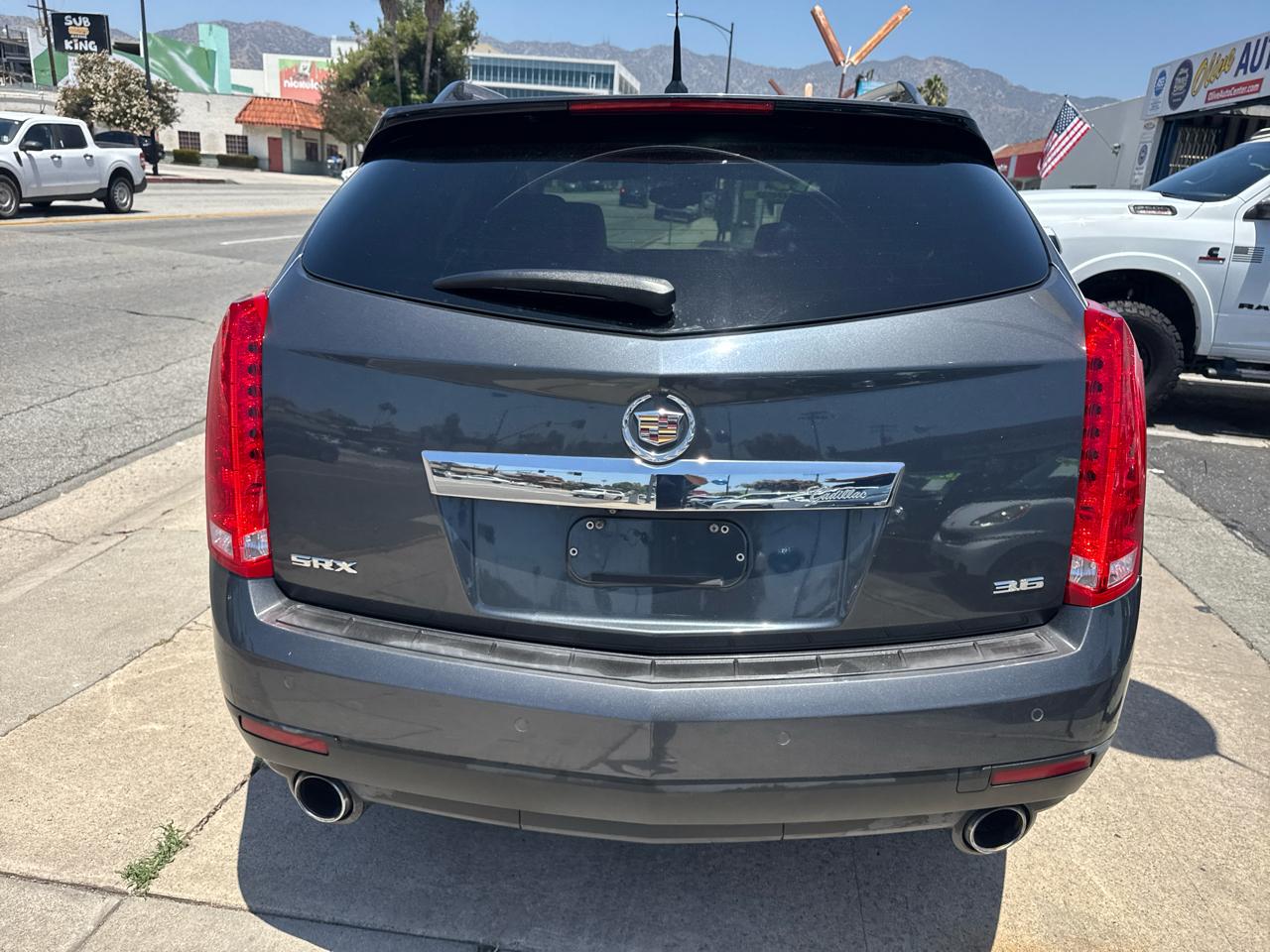 Cadillac SRX FWD 4dr Luxury Collection 2013