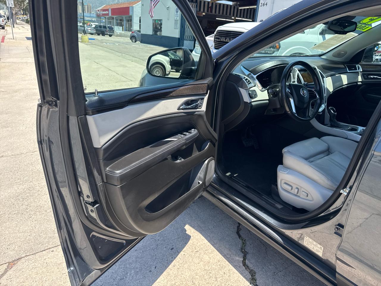 Cadillac SRX FWD 4dr Luxury Collection 2013