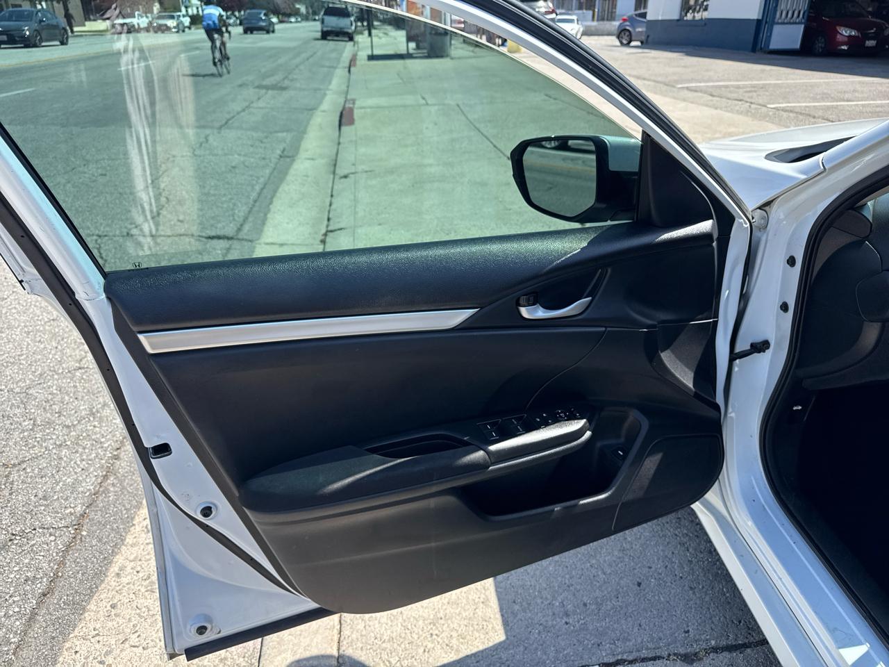 Honda Civic Sedan LX CVT 2020