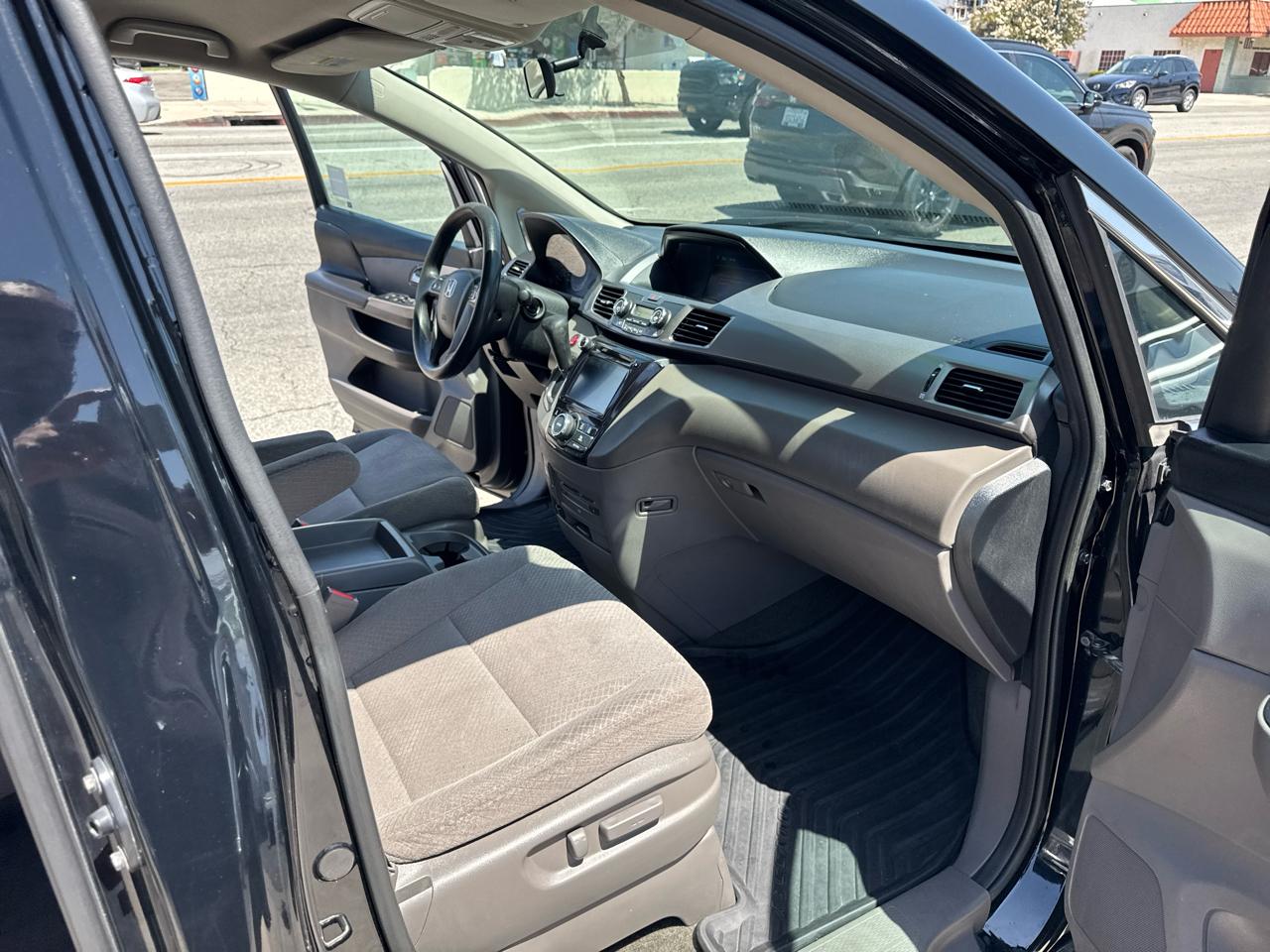 Honda Odyssey 5dr SE 2016