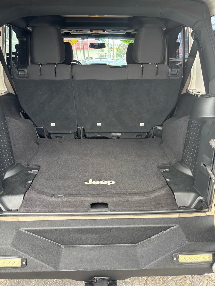 Jeep Wrangler Unlimited 4WD 4dr Sport 2016