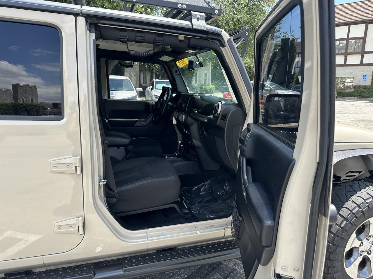 Jeep Wrangler Unlimited 4WD 4dr Sport 2016