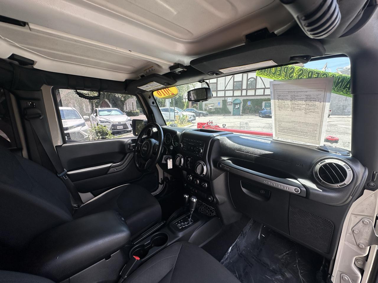 Jeep Wrangler Unlimited 4WD 4dr Sport 2016