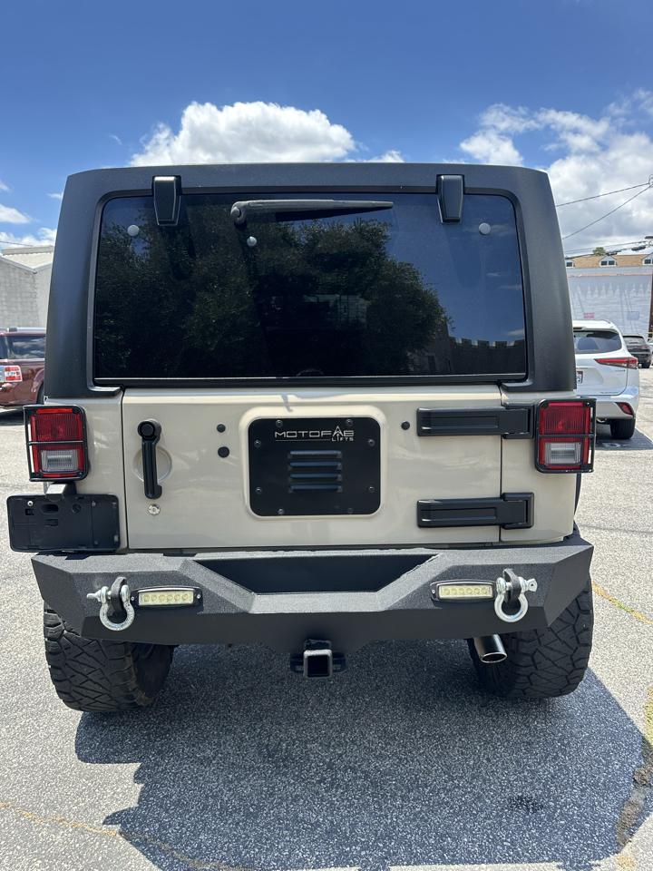 Jeep Wrangler Unlimited 4WD 4dr Sport 2016
