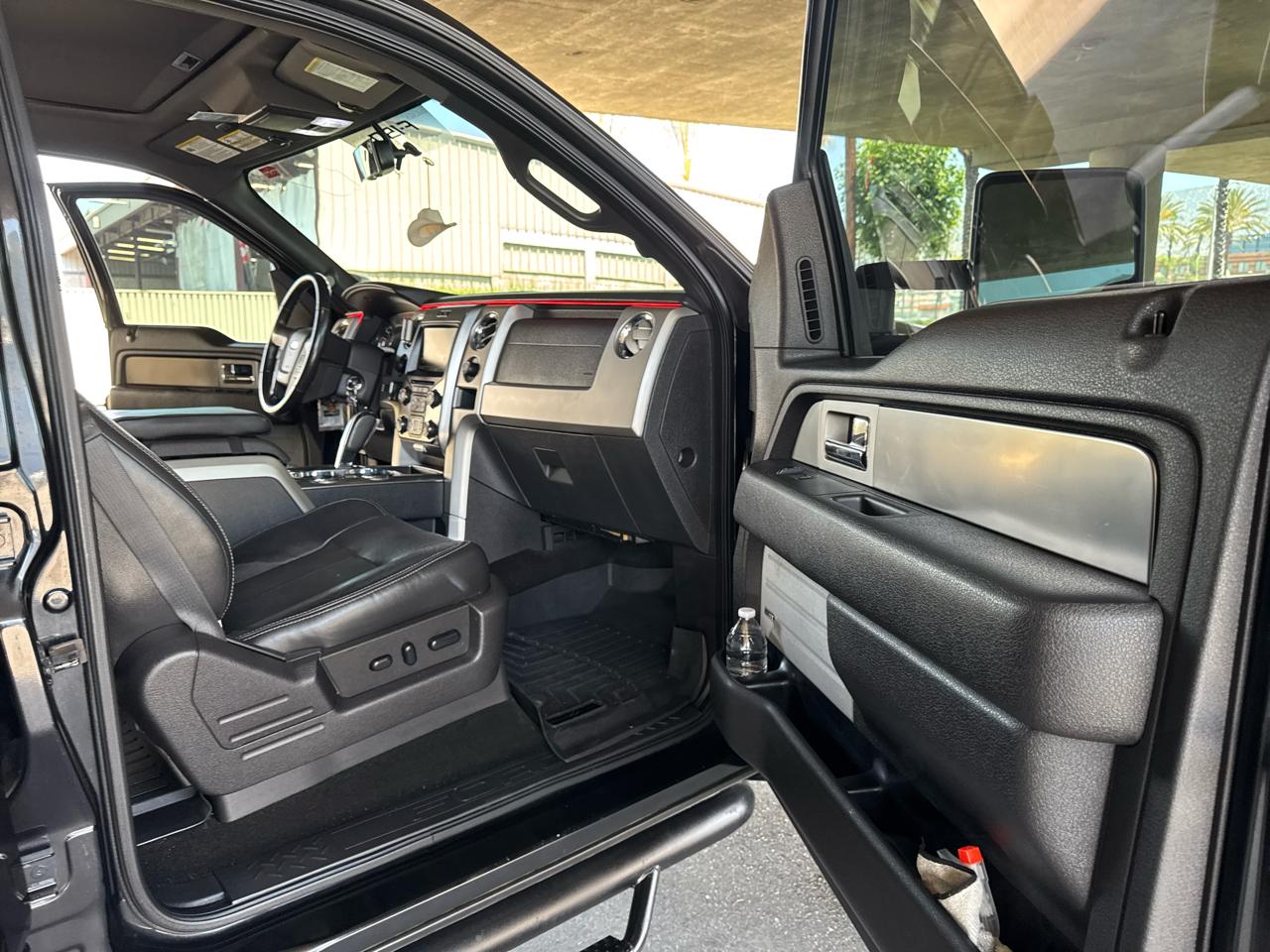 Ford F-150 4WD SuperCrew 145" Platinum 2013