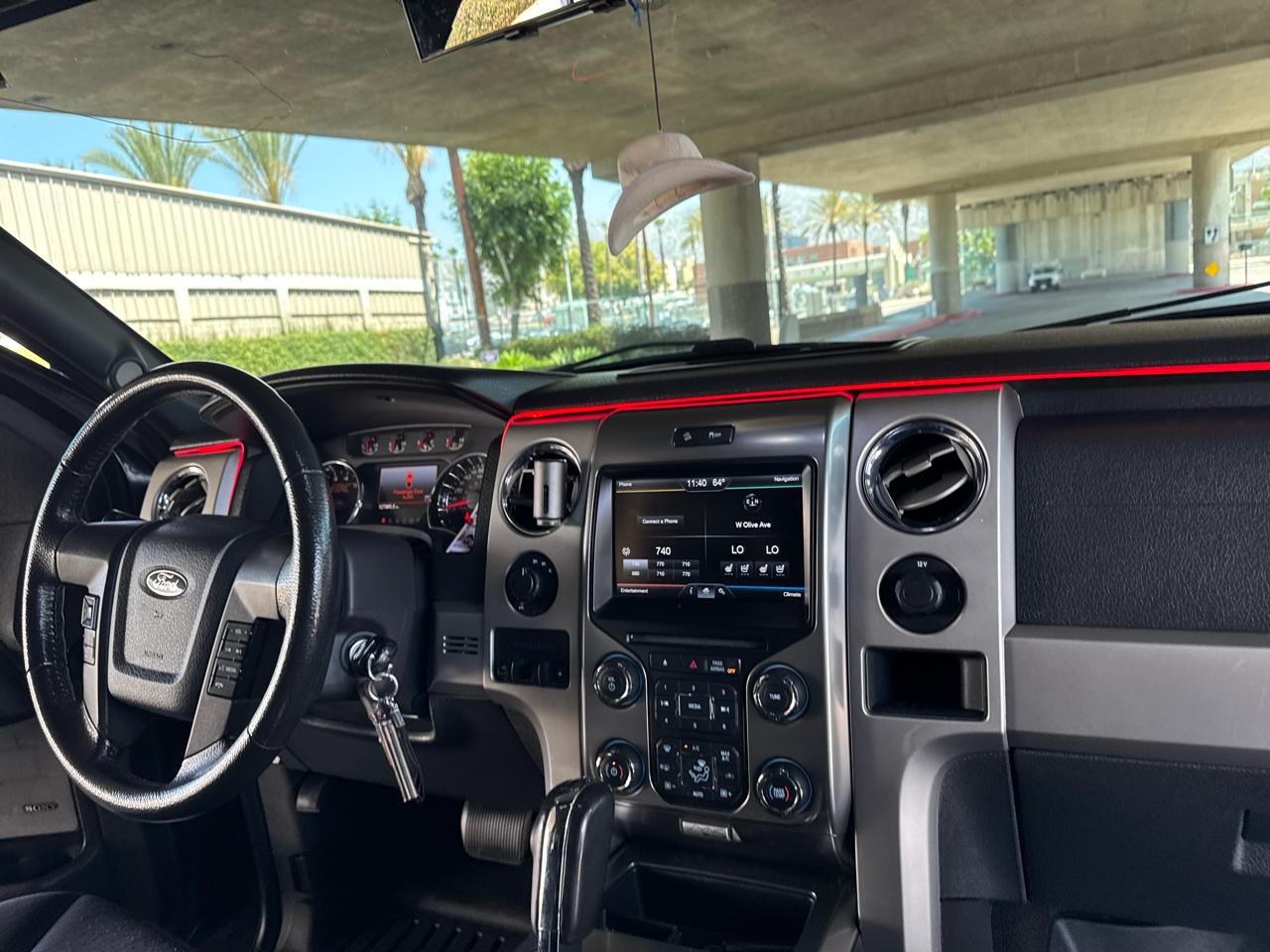 Ford F-150 4WD SuperCrew 145" Platinum 2013