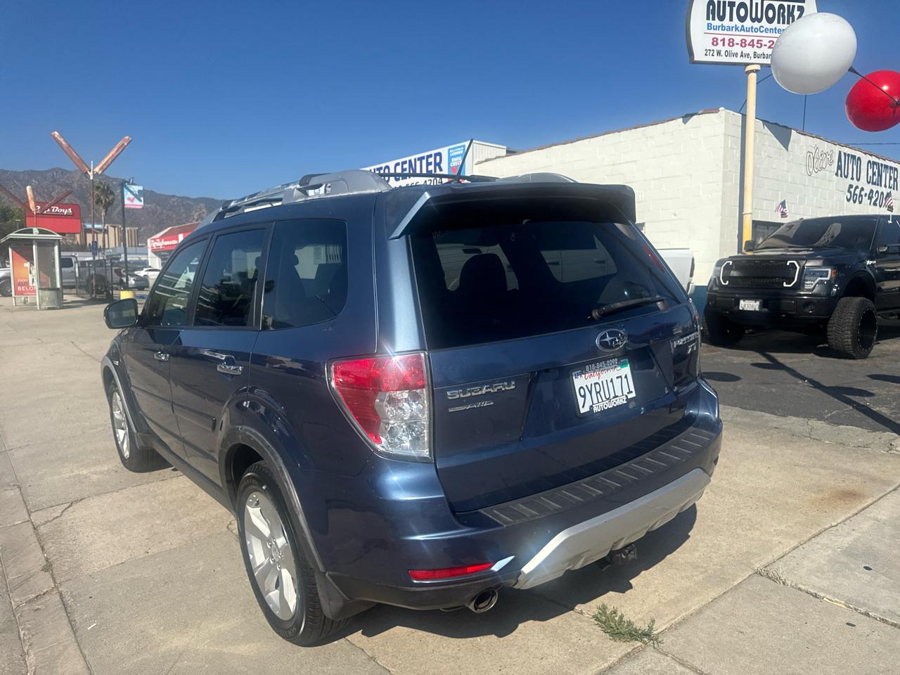 Subaru Forester 4dr Auto 2.5XT Touring w/Navigation System 2011