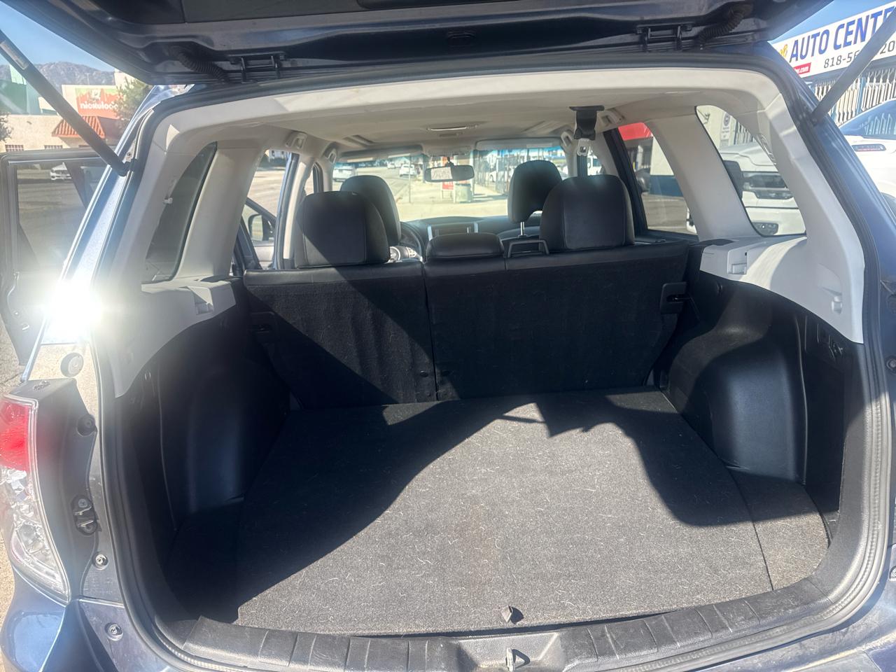Subaru Forester 4dr Auto 2.5XT Touring w/Navigation System 2011
