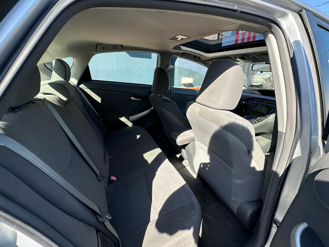 Toyota Prius 5dr HB III (Natl) 2011