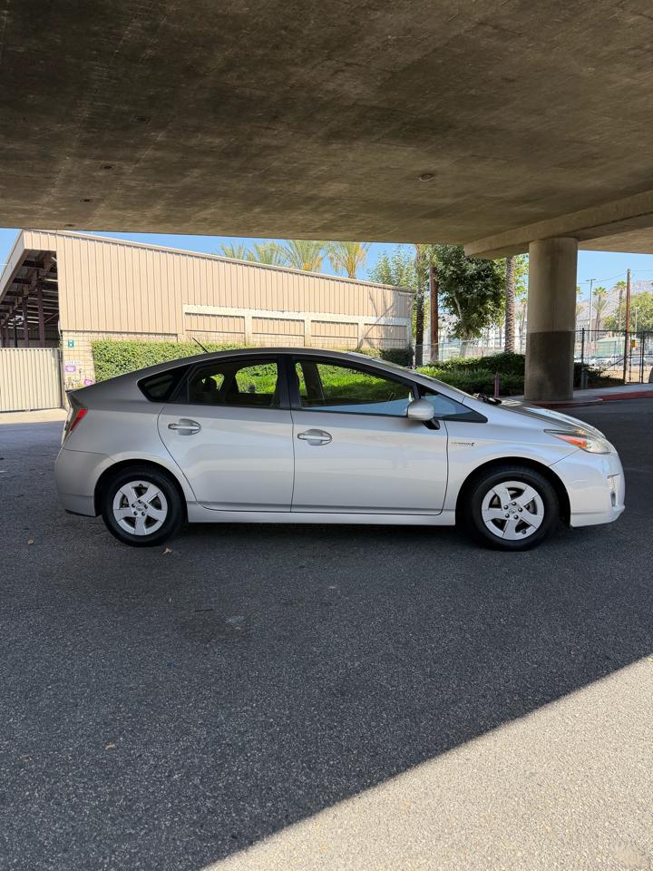 Toyota Prius 5dr HB III (Natl) 2011