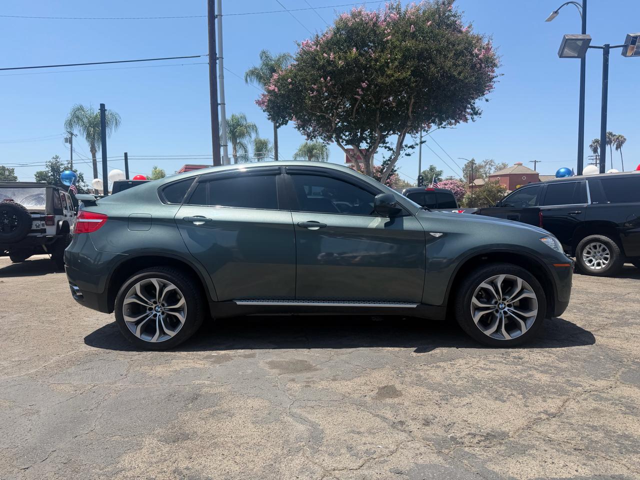BMW X6 AWD 4dr 50i 2012
