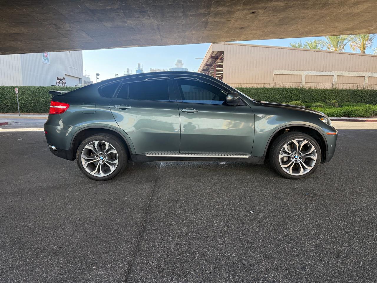 BMW X6 AWD 4dr 50i 2012