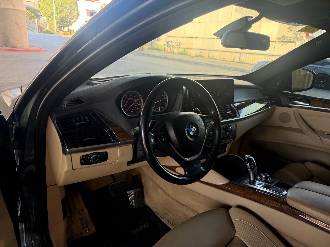 BMW X6 AWD 4dr 50i 2012