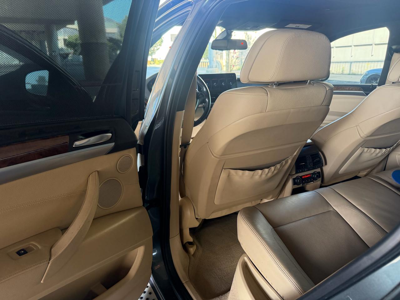 BMW X6 AWD 4dr 50i 2012