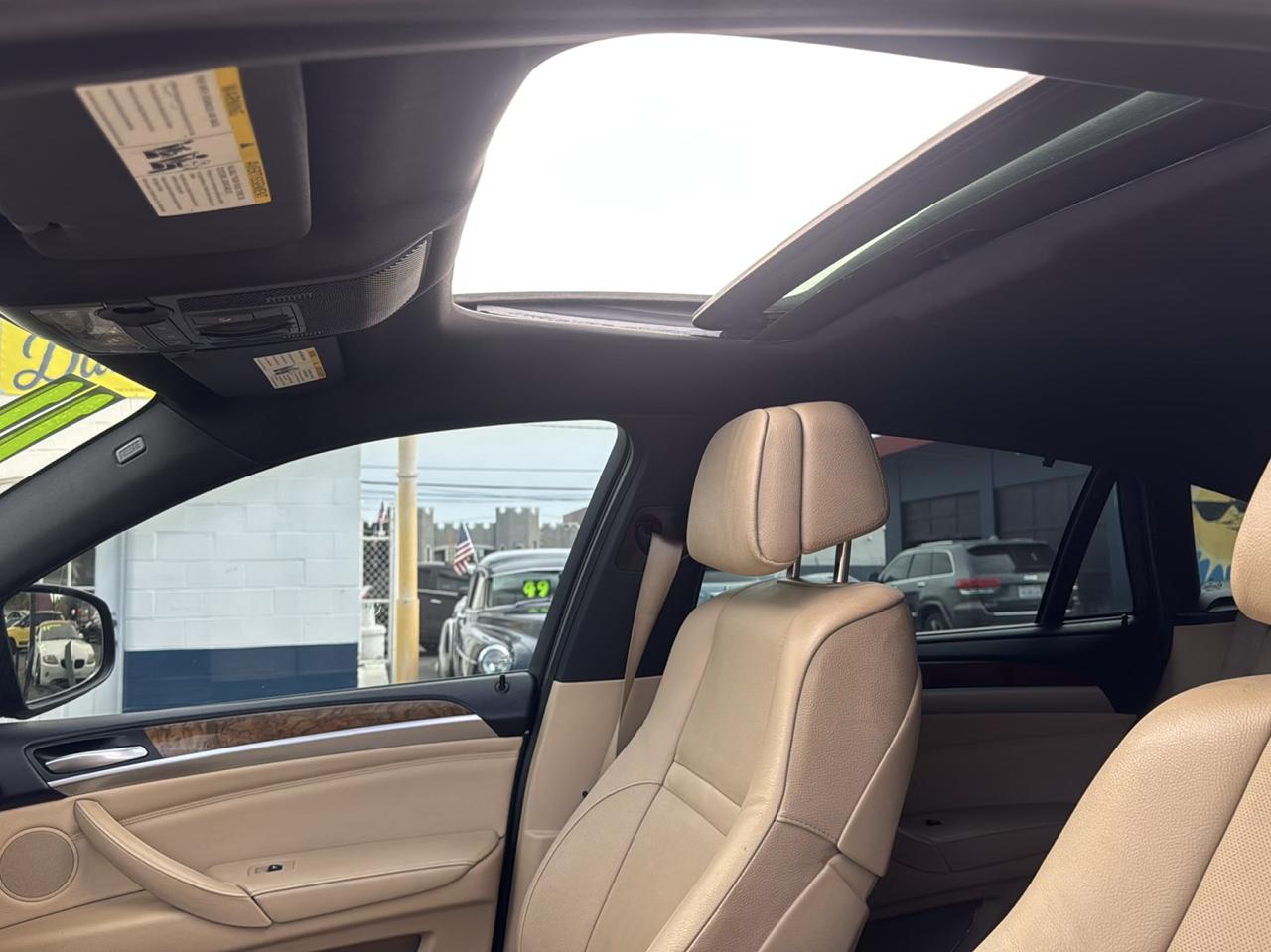 BMW X6 AWD 4dr 50i 2012