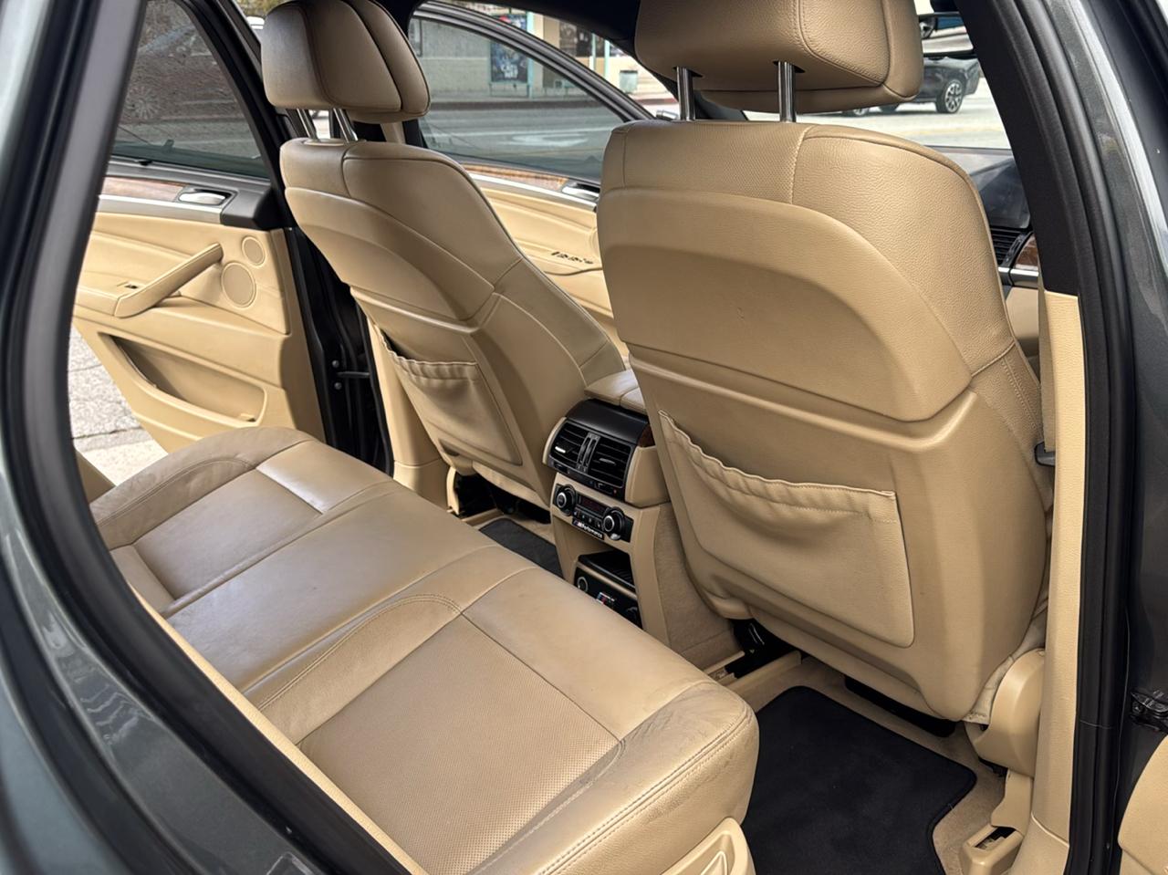 BMW X6 AWD 4dr 50i 2012