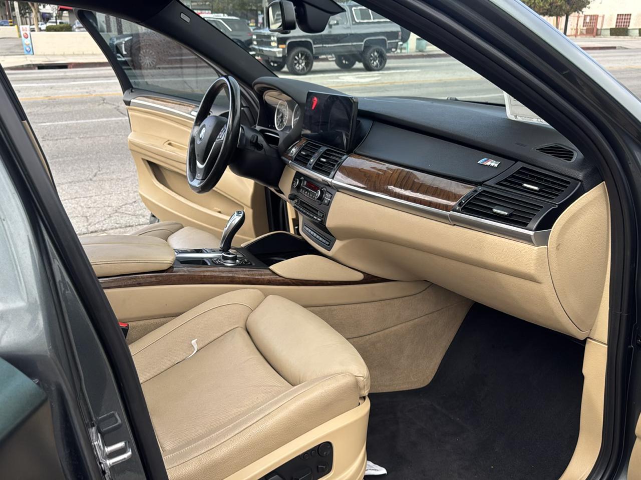 BMW X6 AWD 4dr 50i 2012