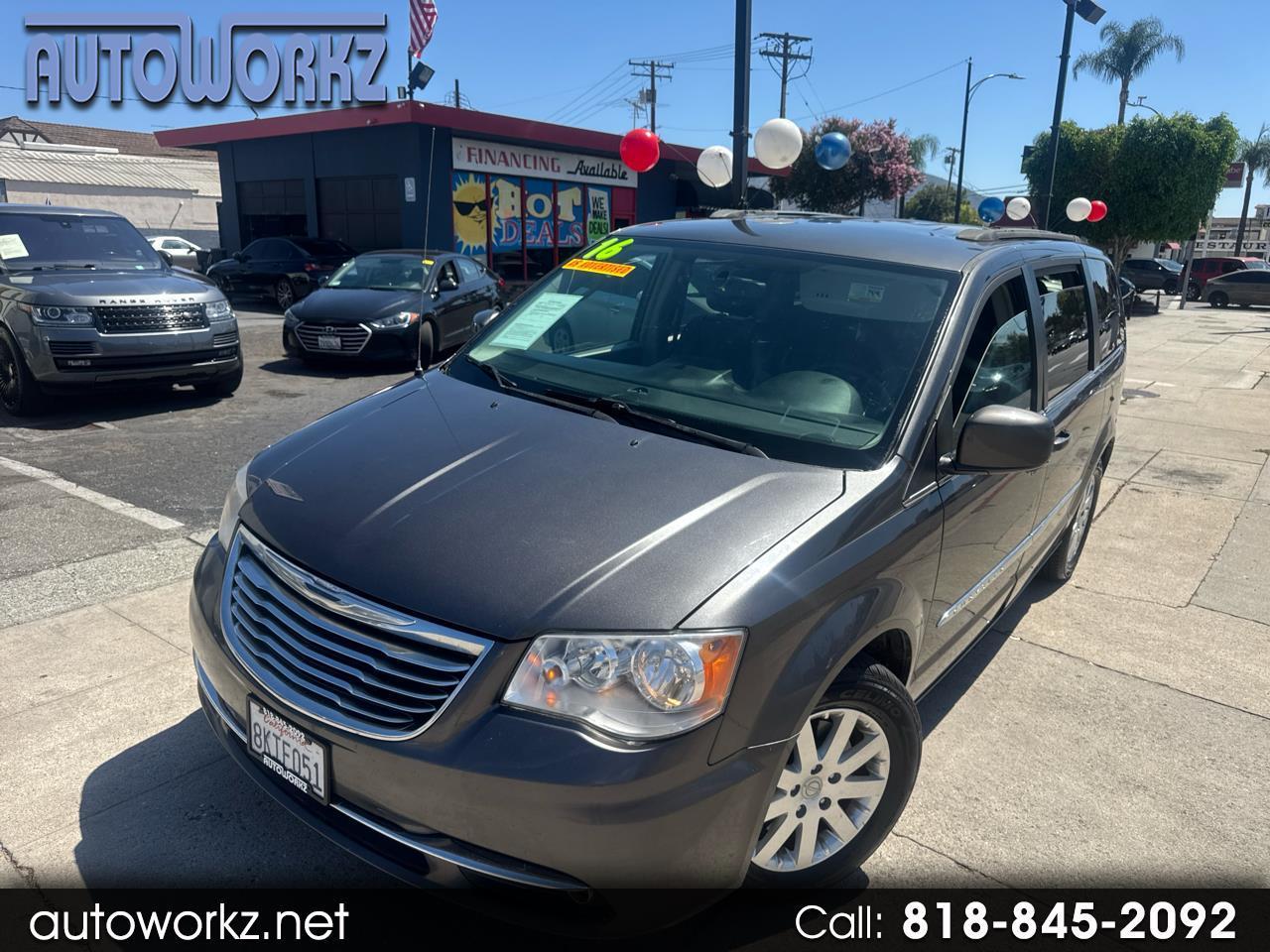 Chrysler Town & Country 4dr Wgn Touring 2016