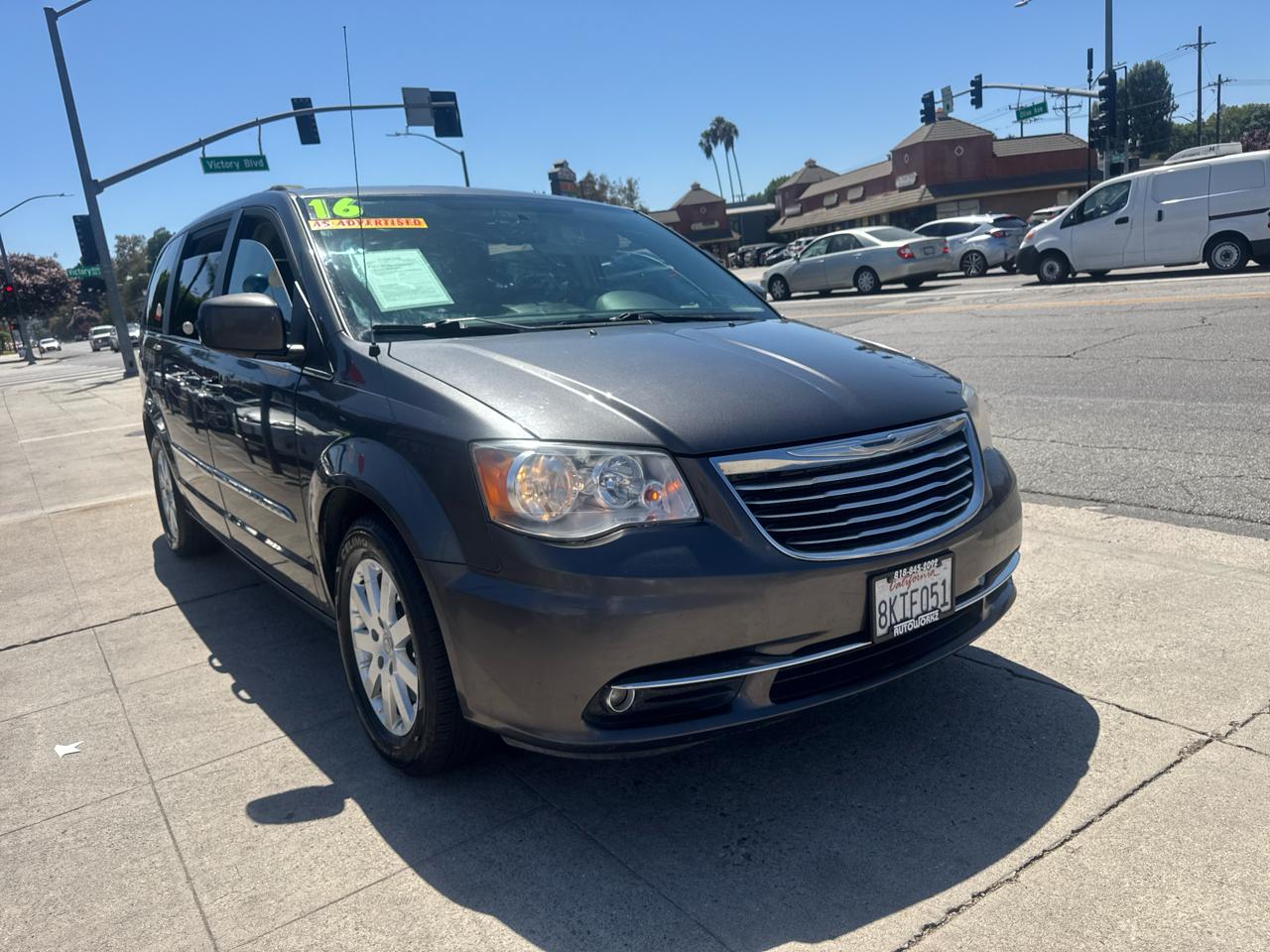 Chrysler Town & Country 4dr Wgn Touring 2016