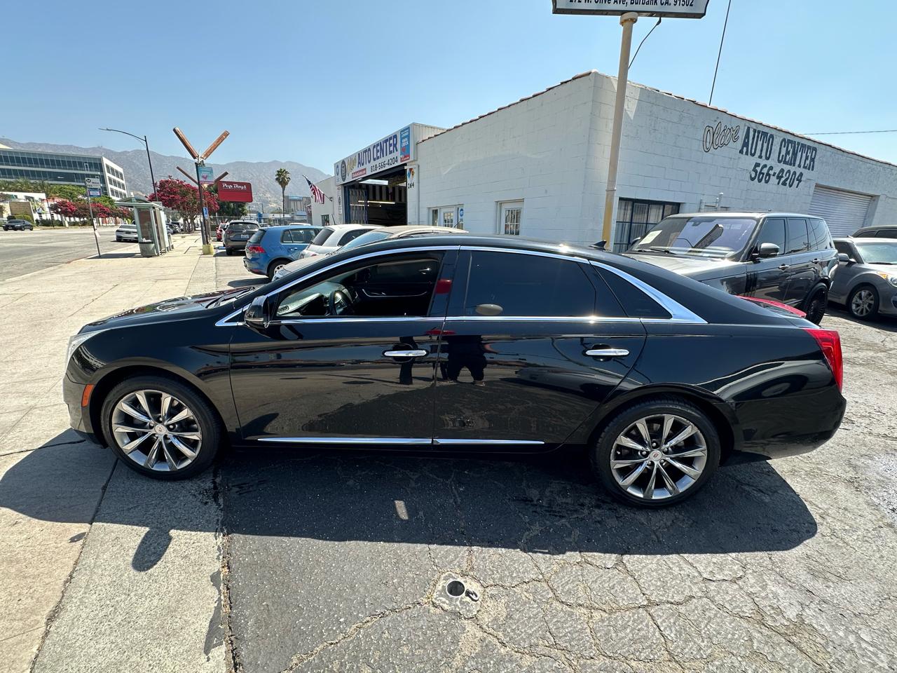 Cadillac XTS 4dr Sdn FWD 2014