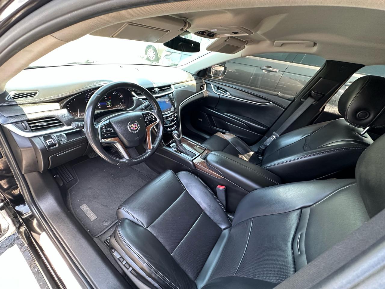 Cadillac XTS 4dr Sdn FWD 2014
