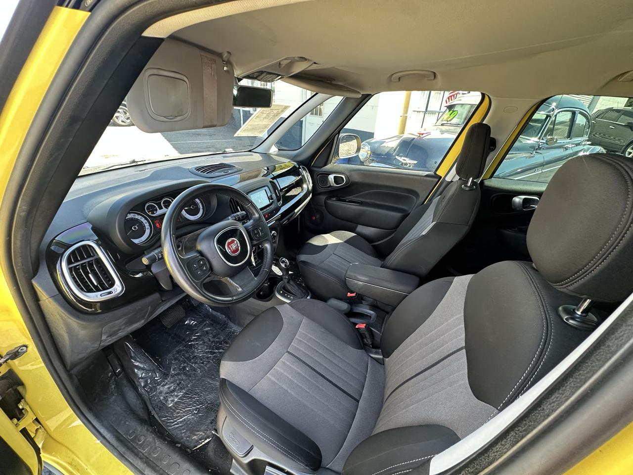 Fiat 500L 5dr HB Urbana Trekking 2015