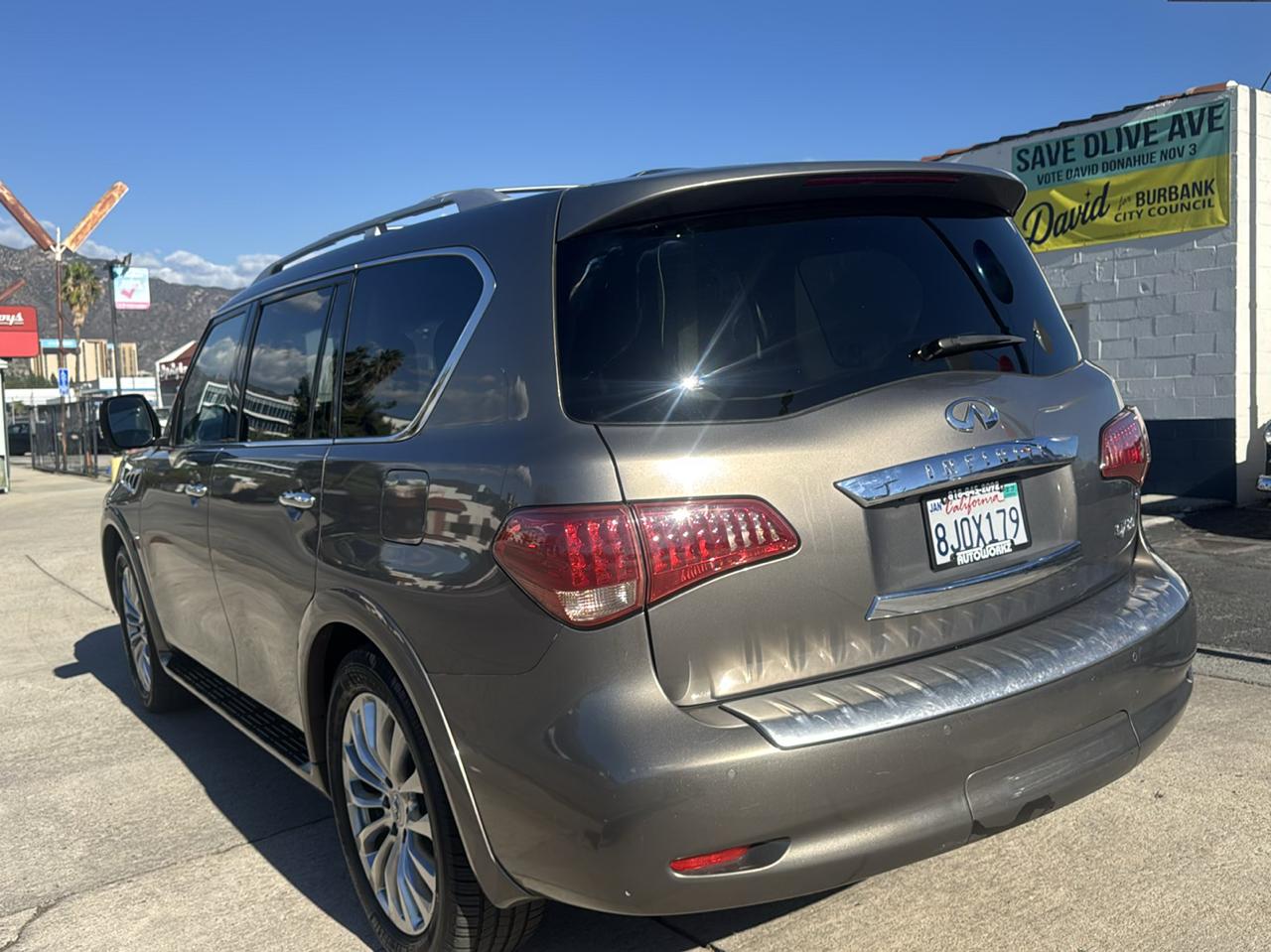 Infiniti QX80 2WD 4dr 2015