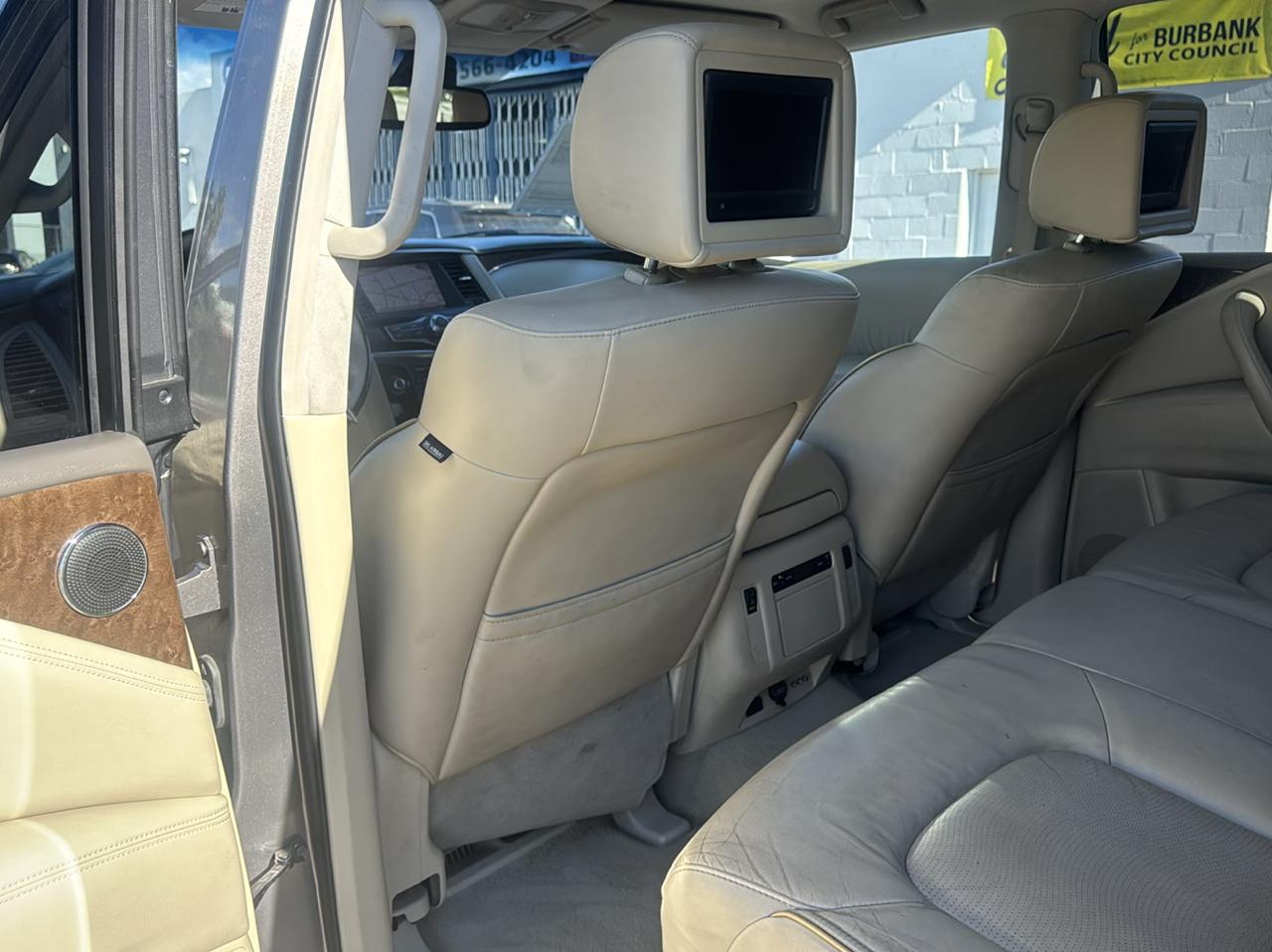 Infiniti QX80 2WD 4dr 2015