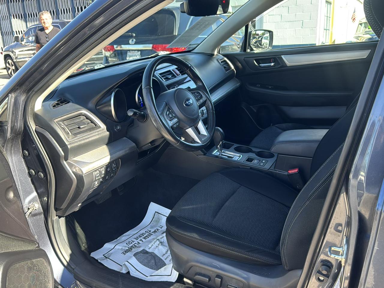 Subaru Outback 2.5i Premium 2017