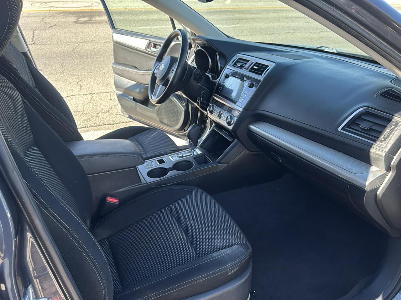 Subaru Outback 2.5i Premium 2017