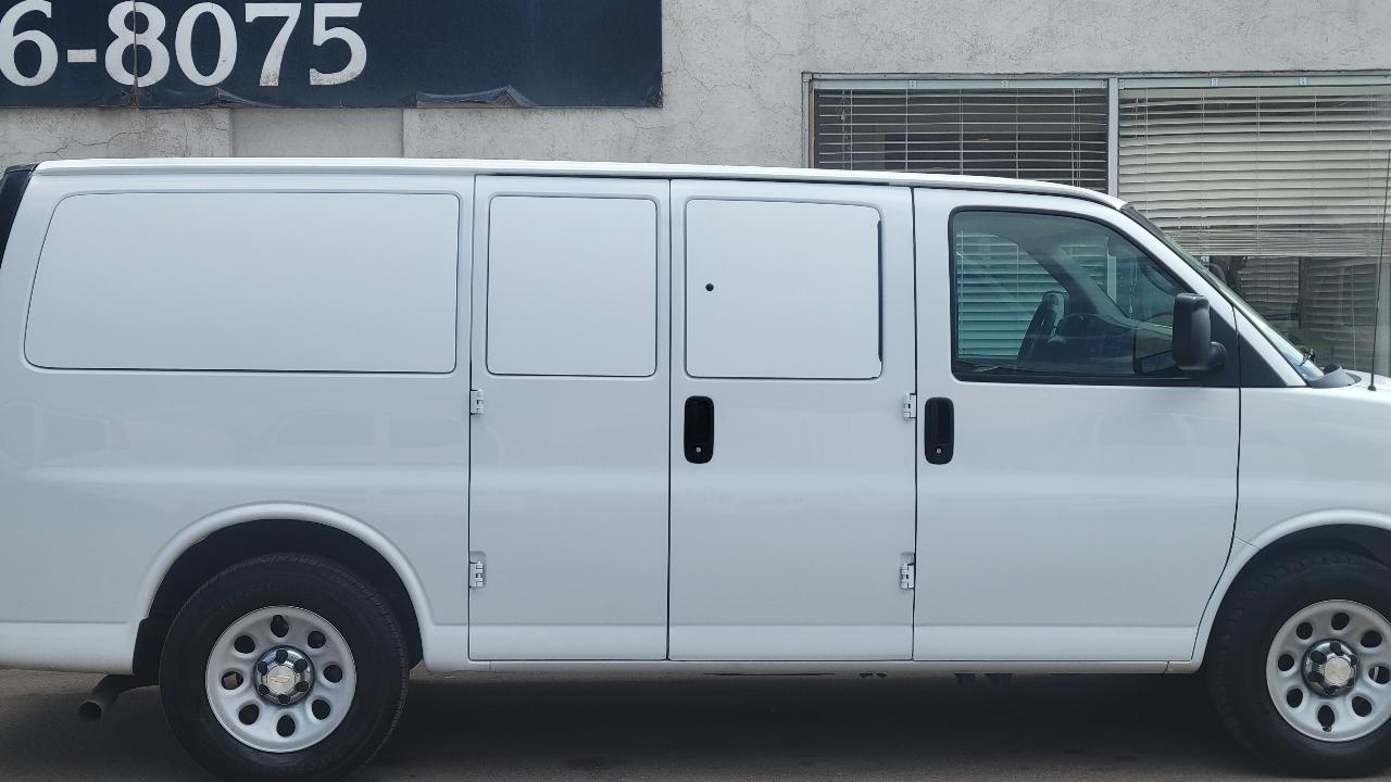 Chevrolet Classic Cargo Van  2014