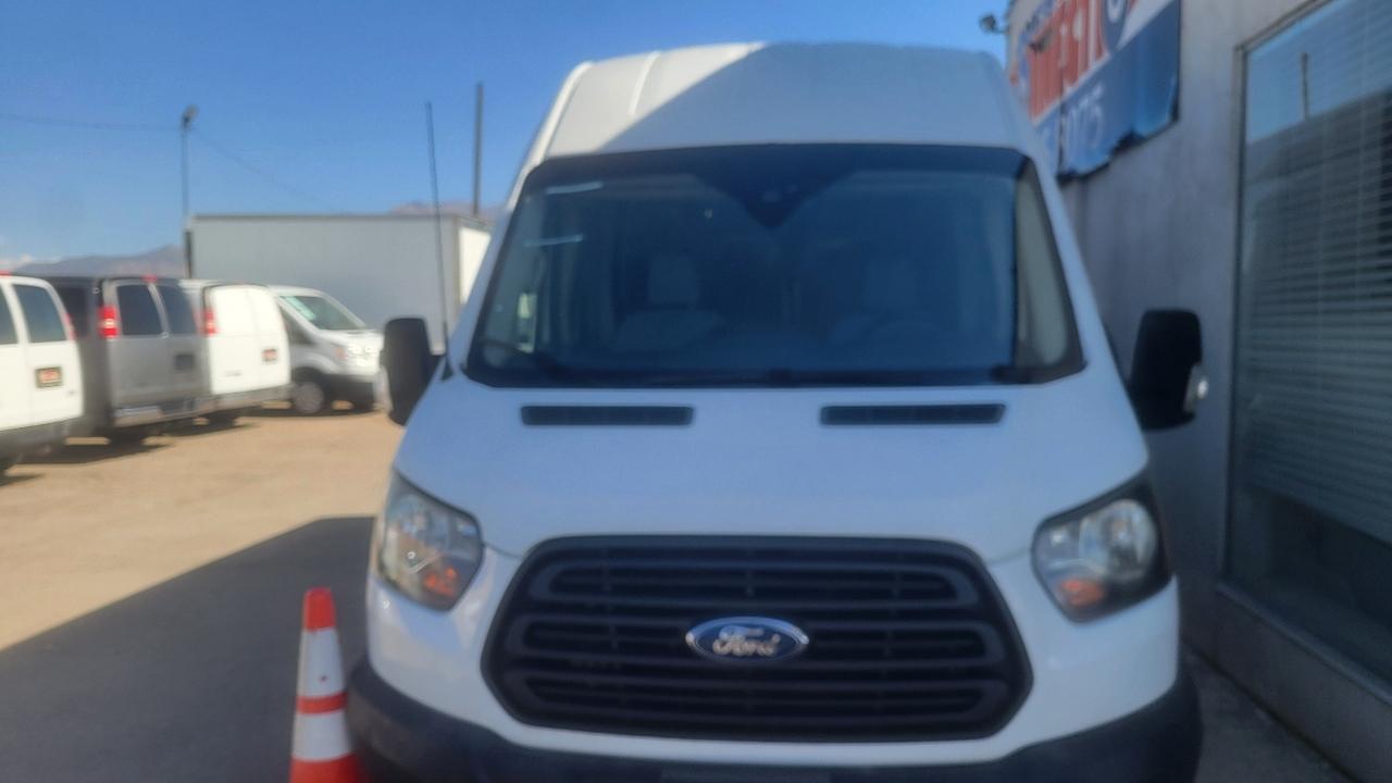 Ford Transit Van T-250 148" EL Hi Rf 9000 GVWR Sliding RH Dr 2018